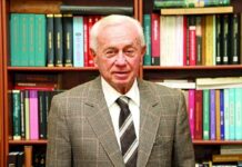 Devlet sanatçısı, Türk Sanat Müziğinin önde gelen ismi Profesör Doktor Nevzat Atlığ vefat etti