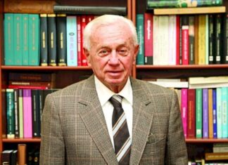 Devlet sanatçısı, Türk Sanat Müziğinin önde gelen ismi Profesör Doktor Nevzat Atlığ vefat etti