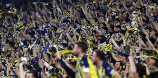 Fenerbahçe taraftarı Halil Umut Meler’e yapılan saldırıyı kınadı.