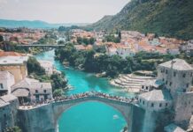 AB: Bosna Hersek’i AB’de tek, bölünmez ve egemen devlet olarak görüyoruz