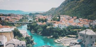 AB: Bosna Hersek’i AB’de tek, bölünmez ve egemen devlet olarak görüyoruz