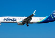 YOLCU UÇAĞININ ACİL ÇIKIŞ KAPISI HAVADAYKEN AÇILIP UÇTU. HAVAYOLU BÜTÜN BOEING 737 MAX 9’LARINI YERE İNDİRDİ.