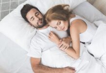 UYUDUĞUNUZ POZİSYON KABUS GÖRME İHTİMALİNİN ARTMASINA NEDEN OLABİLİR