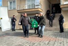 Sakarya: Eşini ve kızını öldüren polis annesini yaralayıp intihar etti