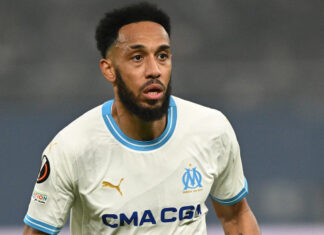 Aubameyang tarihe geçti