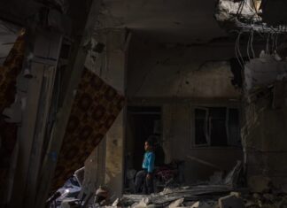 İSRAİL, ABD’NİN UYARISINI DİNLEMEDİ; REFAH’I BOMBALADI