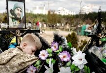 UKRAYNA RUSYA’YI BARIŞ GÖRÜŞMELERİNE DAVET ETMEYİ DEĞERLENDİRİYOR.