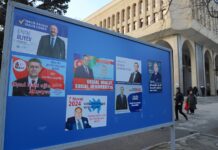 Azerbaycan bugün Cumhurbaşkanını seçiyor