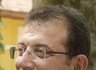 İmamoğlu: “Küçükçekmece’deki bugün yaşanan olayın AK Parti adayı ile ilgisi” olmadığını ileri sürdü .