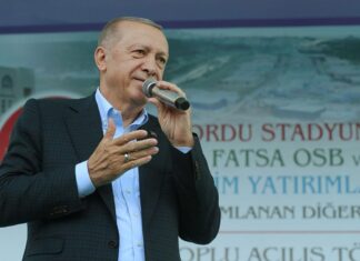 Erdoğan: Emeklilerin bayram ikramiyesini yüzde 50 artış ile 3 bin liraya yükselteceğiz