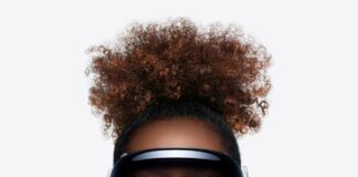 Apple Vision Pro kullanıcıları kulaklıkları iade ediyor!