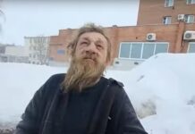 Eşim beni dışarı atınca sarhoş oldum ve kanalizasyona düştüm ama orası o kadar hoşuma gitti ki 15 yıl kaldım.