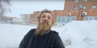 Eşim beni dışarı atınca sarhoş oldum ve kanalizasyona düştüm ama orası o kadar hoşuma gitti ki 15 yıl kaldım.