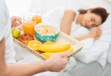 BİTKİSEL AĞIRLIKLI BESLENME UYKU APNESİ RİSKİNİ AZALTIYOR