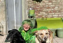 Yeşil renge adanmış hayatıyla 83 yaşında internet fenomeni oldu!