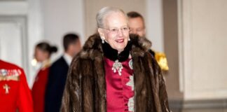 Tahttan çekilen Kraliçe mesleğini seçti, iş başı yaptı