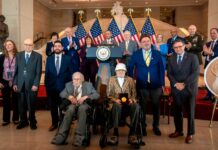 SAHTE ORDUNUN ÜYELERİNE EN BÜYÜK ONUR MADALYASI VERİLDİ