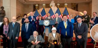 SAHTE ORDUNUN ÜYELERİNE EN BÜYÜK ONUR MADALYASI VERİLDİ