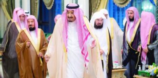 Suudi Arabistan laikleşiyor…Ramazanda Camilerde hoparlörle dua yayını yapılmayacak, iftar çadırları kurulamayacak.