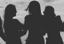 Türkiye nüfusunun yüzde 49,9’unu kadınlar oluşturuyor. Tüm eğitim düzeylerinde kadınların maaşı erkeklerden daha az.