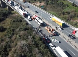 TEM’de zincirleme kaza: Ankara yönü bir süre trafiğe kapandı