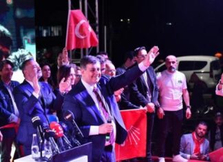İzmir’de CHP, 30 ilçeden 28’ini kazandı