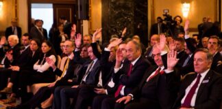 TÜSİAD: Ekonomi, demokrasi ve hukuk sistemimiz için yapısal reformlara hızla odaklanmalıyız.