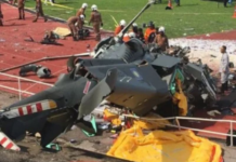 Malezya: İki askeri helikopter havada çarpıştı: 10 kişi hayatını kaybetti