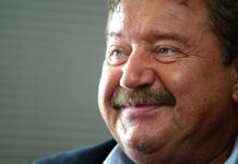 Eski bakan, Trabzonspor Kulübü’nün eski başkanlarından Mehmet Ali Yılmaz evinde ölü bulundu