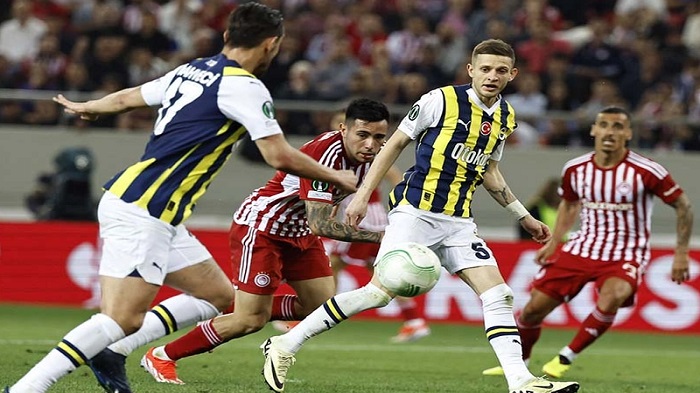 Fenerbahçe yarı final için sahaya çıkıyor