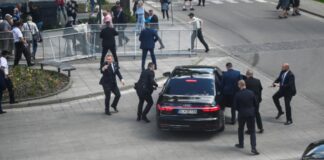 📽️ SİLAHLI SALDIRIYA UĞRAYAN SLOVAKYA BAŞBAKANI’NIN HAYATİ TEHLİKESİNİN BULUNDUĞU AÇIKLANDI