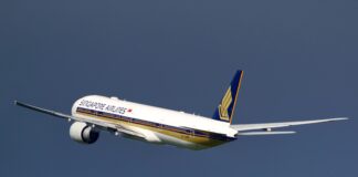 Havada Sert Türbülans. 1 Yolcu Öldü 30 Yolcu Yaralandı.