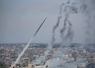 Hamas Tel Aviv’e Roket Saldırısı Düzenledi