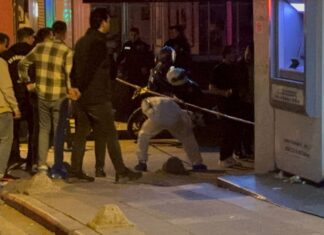 Üsküdar’da bir pastanede 3 kişinin ölümüyle sonuçlanan çatışmanın iki grup arasındaki ‘barış’ görüşmesinde gerçekleştiği anlaşıldı.