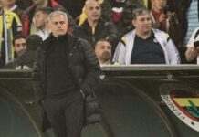 Aziz Yıldırım’ın adayıydı Ali Koç anlaştı! Mourinho ile görüşen Ali Koç hocayla el sıkıştı.