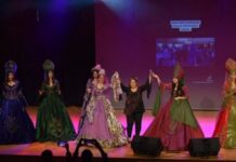 Kadın sultanlar ne giyerdi? Ünlü tasarımcı Sabiha Alakuşu’ndan Osmanlı ve Cumhuriyet temalı defile