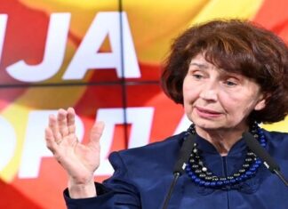 Siljanovska Davkova Kuzey Makedonya’nın ilk kadın Cumhurbaşkanı oldu