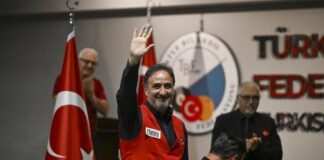 Dünya Artistik Bilardo Şampiyonası’ndaki Türk finalinde şampiyon Hacı Arap Yaman