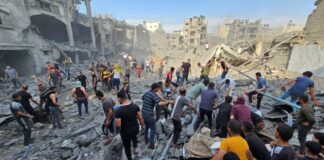 İsrail Gazze’de Sığınmacı Kampına Saldırdı