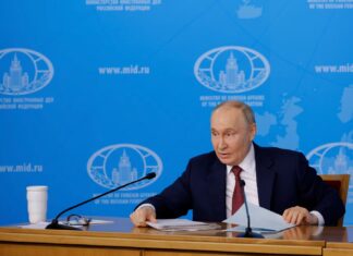 Putin: “Ukrayna NATO’dan Vazgeçsin Hemen Ateş Kes Emri Vereyim”