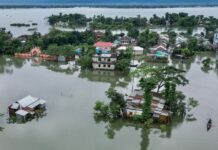 Kavurucu Sıcaklar Can Alırken Bangladeş’te Yaklaşık 2 Milyon Kişi Selden Mahsur