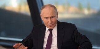 Putin, Rusya’nın NATO’ya saldıracağına yönelik söylemleri “aptallık” şeklinde niteleyerek, “Hepiniz aklınızı mı kaçırdınız?”dedi