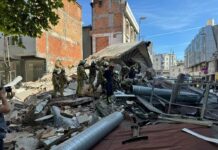 Küçükçekmece’de bina çöktü. 1 kişi hayatını kaybetti, 7 kişi yaralandı