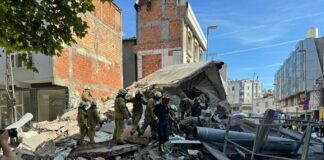 Küçükçekmece’de bina çöktü. 1 kişi hayatını kaybetti, 7 kişi yaralandı