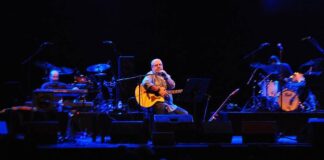 50’nci sanat yılında Bülent Ortaçgil yarın sahnede olacak