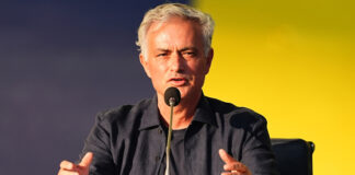 Taraftarla buluştu. Jose Mourinho: ”Sizin hayalleriniz, benim hayallerim”