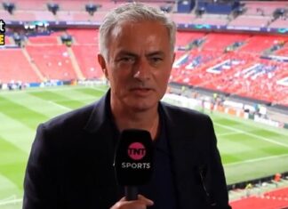 Jose Mourinho: “Telefonumdaki en ünlü kişi Fenerbahçe başkanı”