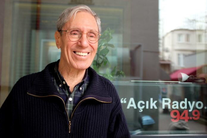 16806798746_d499bd7fe5_b_1