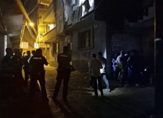 Diyarbakır’da Suriyeliler, Suriyeli akrabalarının evini kundakladı!