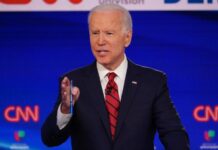 Canlı yayındaki kötü performansa rağmen Biden anketlerde Trump’la başabaş çıktı. Yine de Demokrat Parti alternatifleri değerlendiriyor.